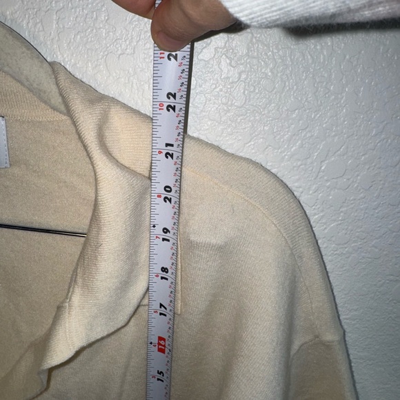 FRNCH Cream Short Sleeve Soft Polo V-Neck Sweater Size Large - Picture 7 of 8